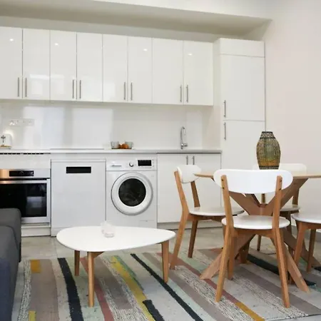 شقة Trocadero - Magnificent Cozy Apartment - 4P - Eiffel Tower - Paris 16 *
