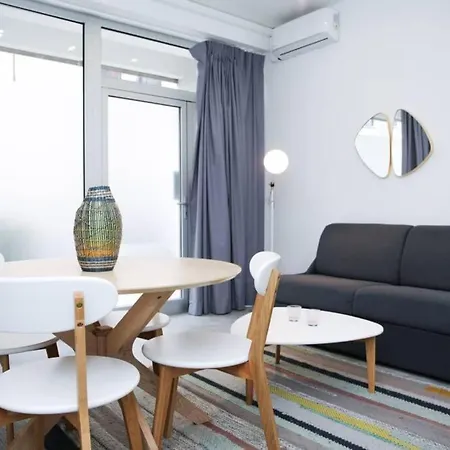 Trocadero - Magnificent Cozy Apartment - 4P - Eiffel Tower - Paris 16 شقة *